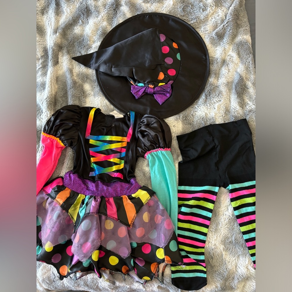 Witch costume